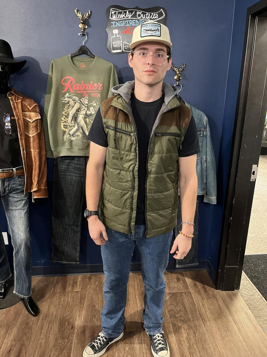 MONTANA CO VEST WITH HOOD