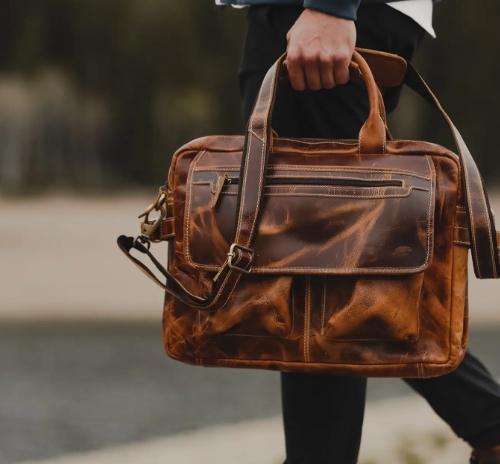 Kodiak Buffalo Leather Pilot Bag-Dark Walnut
