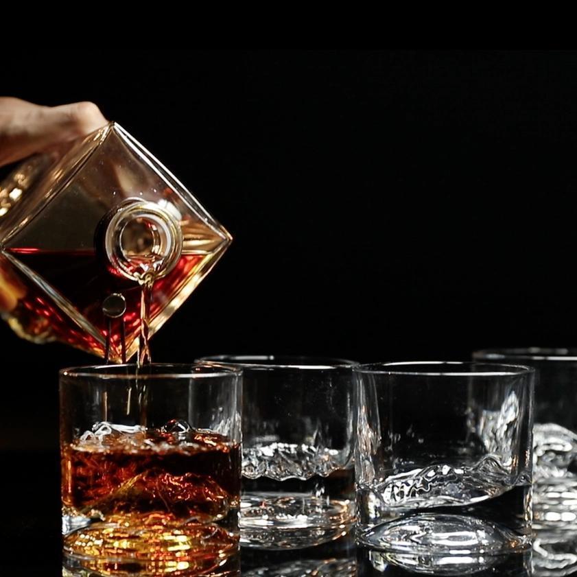 Liiton American Peaks Glasses + Decanter