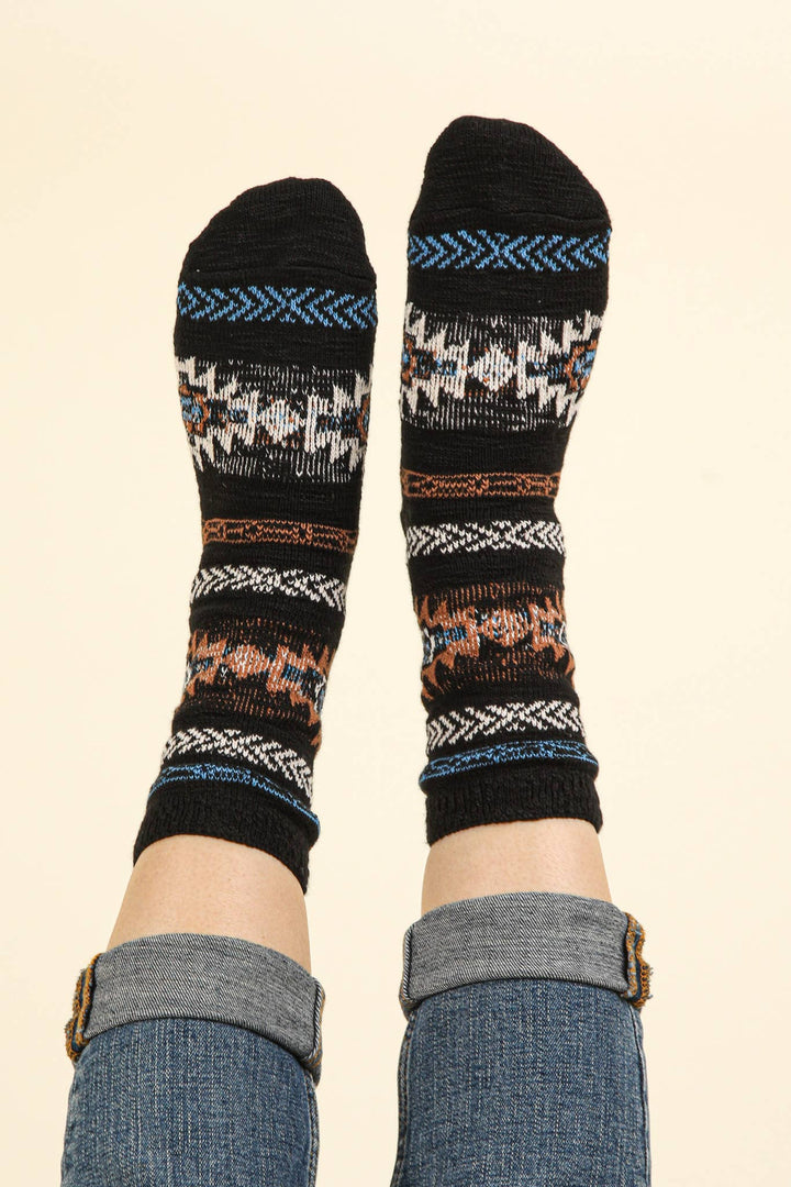 SC10019C-Aztec Graphic Cozy Crew Socks