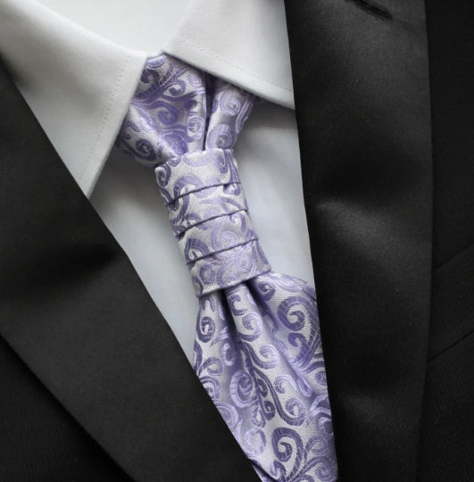 Tie Mood Cravat