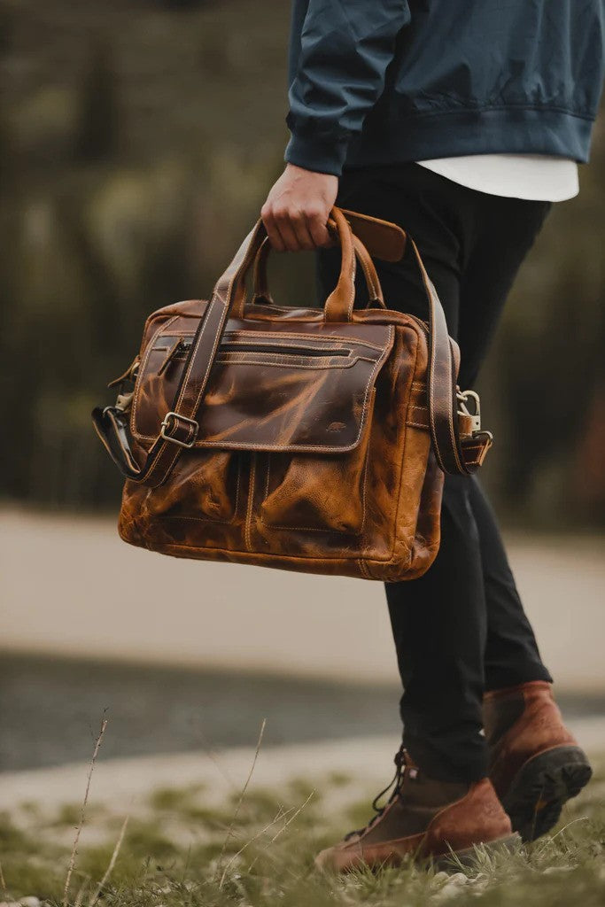 Pilot Bag - Dark Walnut